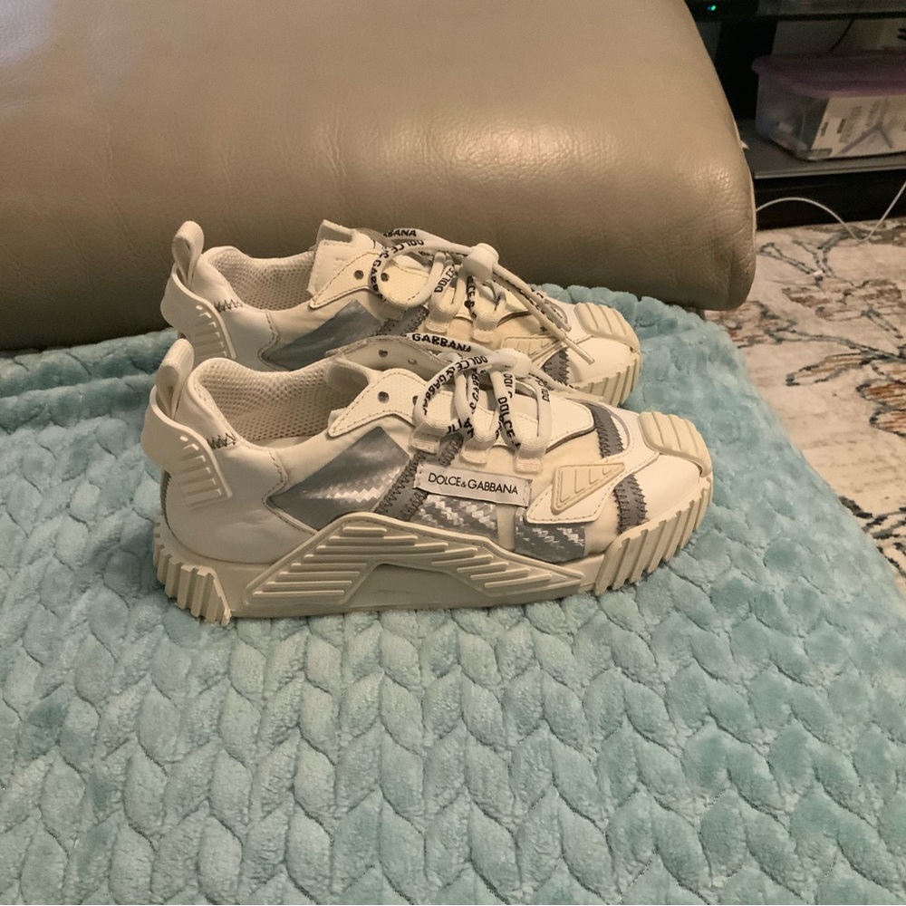 Authentic Dulce and Gabbana boys sneakers